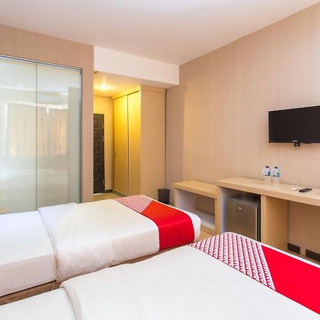 โอโย 663 โฮเต็ล เซจาติ Hotel บาลิกปาปัน ภายนอก รูปภาพ